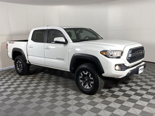 2016 Toyota Tacoma SR5