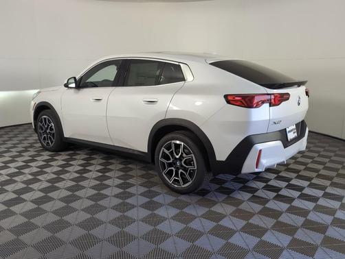 2026 BMW X2 xDrive28i