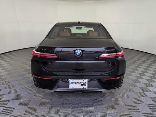 2025 BMW i7 eDrive50