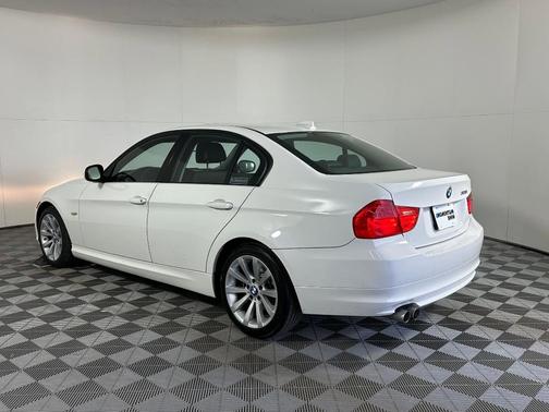2011 BMW 328 i