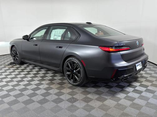 2026 BMW 760 760i xDrive