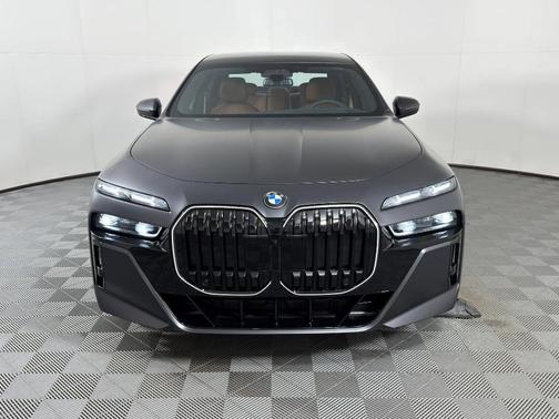2026 BMW 760 760i xDrive