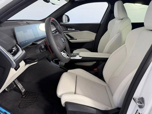 Alpine White 2026 BMW X2 M35i