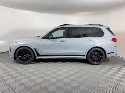 2026 BMW X7 M60i