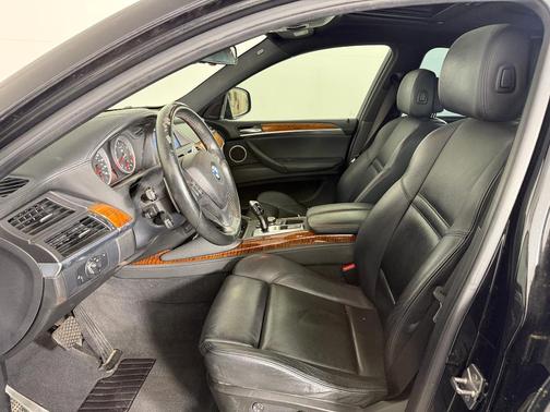 Black 2010 BMW X6 M