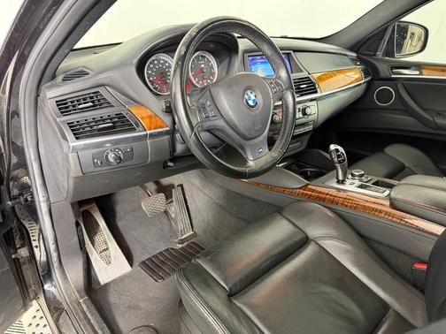 Black 2010 BMW X6 M