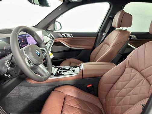 Black Sapphire Metallic 2026 BMW X5 sDrive40i