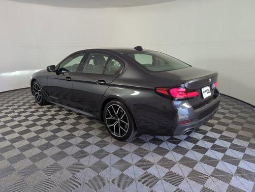 2021 BMW 540 i