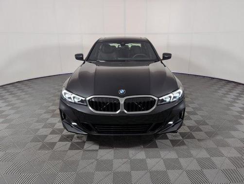 2025 BMW 330 i