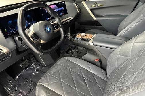2023 BMW iX xDrive50