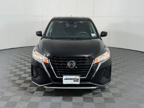 Super Black 2021 Nissan Kicks S