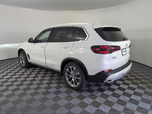2026 BMW X5 sDrive40i