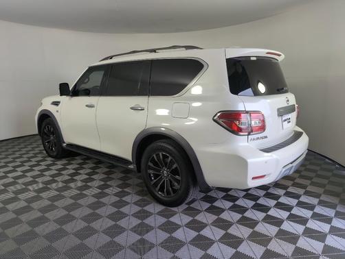 2017 Nissan Armada Platinum