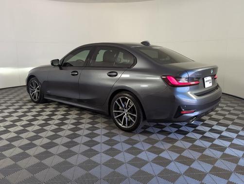 2022 BMW 330 i