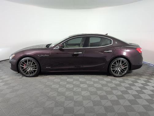 2018 Maserati Ghibli GranLusso