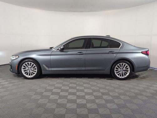 2021 BMW 530 i