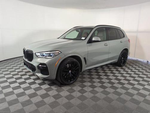 2023 BMW X5 M50i