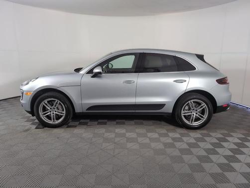 2016 Porsche Macan S