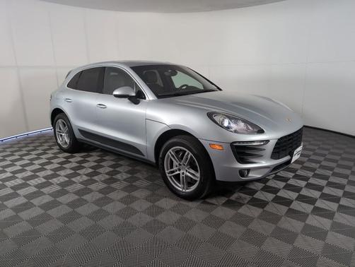2016 Porsche Macan S