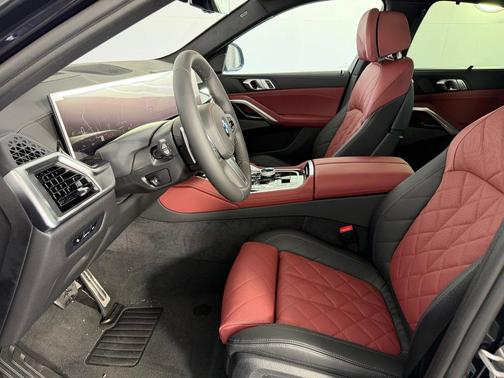 2026 BMW X6 xDrive40i