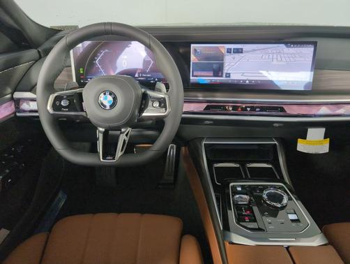 2025 BMW 760 760i xDrive
