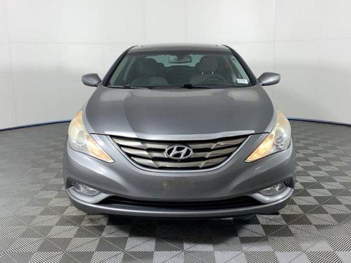 2013 Hyundai SONATA SE