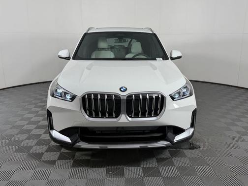 Alpine White 2026 BMW X1 xDrive28i
