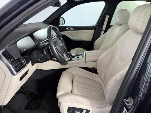 Arctic Gray Metallic 2021 BMW X5 sDrive40i