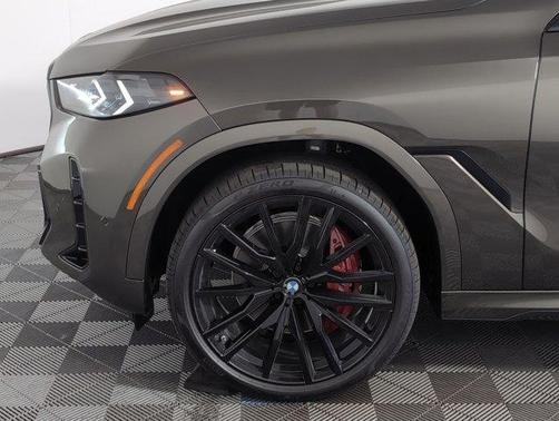 2026 BMW X6 xDrive40i