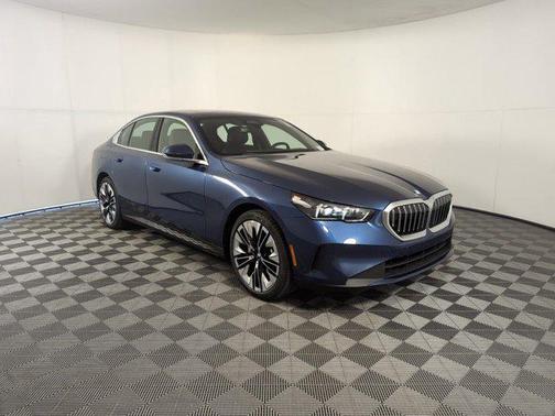 2024 BMW 530 i