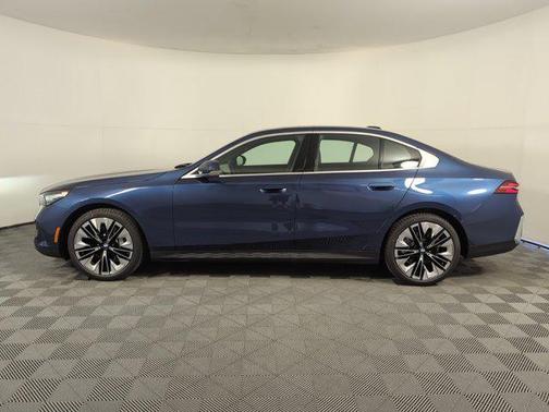 2024 BMW 530 i