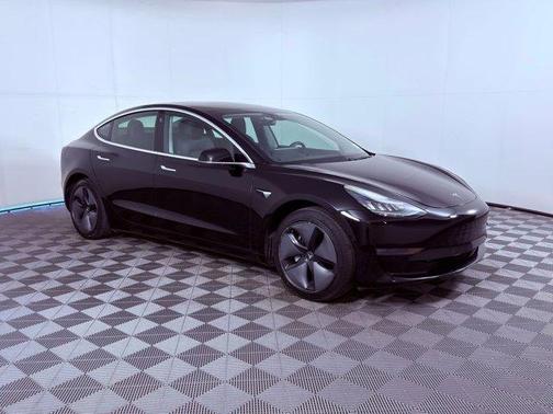 2019 Tesla Model 3 Standard Range Plus