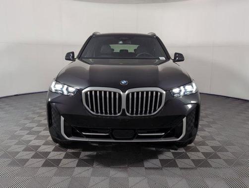 Black Sapphire Metallic 2026 BMW X5 sDrive40i