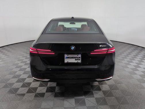 2025 BMW 530 i