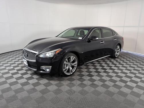 2015 INFINITI Q70L 3.7