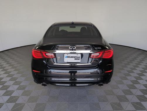 2015 INFINITI Q70L 3.7