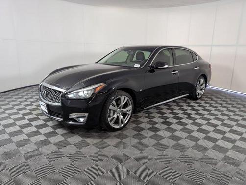 2015 INFINITI Q70L 3.7