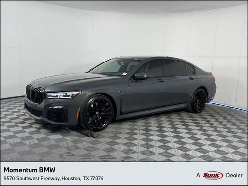 Gray Metallic 2022 BMW 740 i