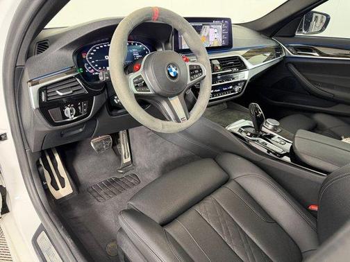 Alpine White 2021 BMW 540 i