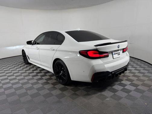 Alpine White 2021 BMW 540 i