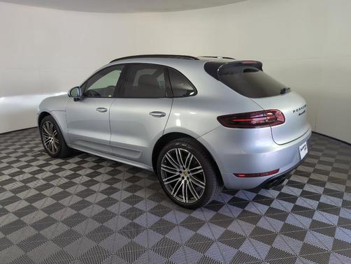 2017 Porsche Macan GTS