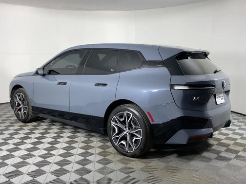 2024 BMW iX xDrive50