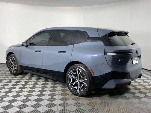 2024 BMW iX xDrive50