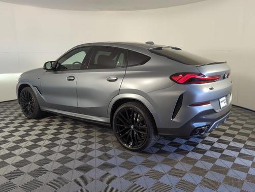 2026 BMW X6 M60i