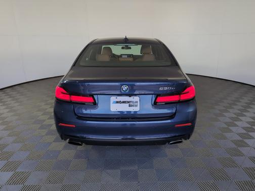 2022 BMW 530 530e