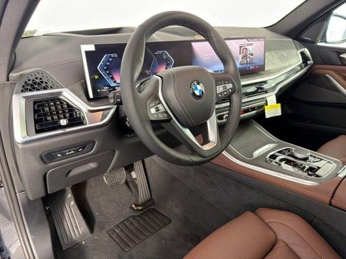 Dravit Gray Metallic 2026 BMW X5 sDrive40i