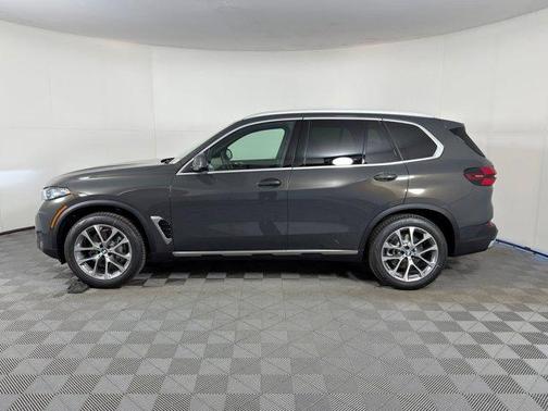 Dravit Gray Metallic 2026 BMW X5 sDrive40i