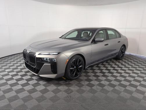 2025 BMW 760 760i xDrive