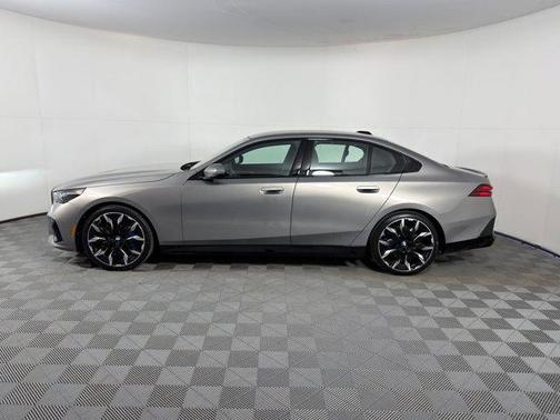 2026 BMW 540 i xDrive