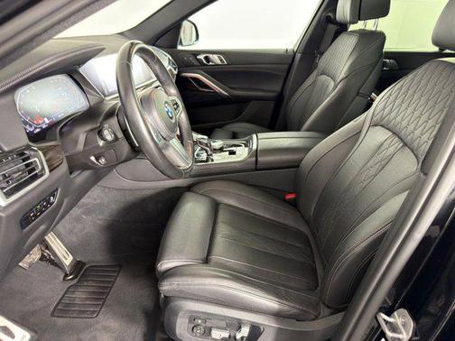 2023 BMW X6 xDrive40i